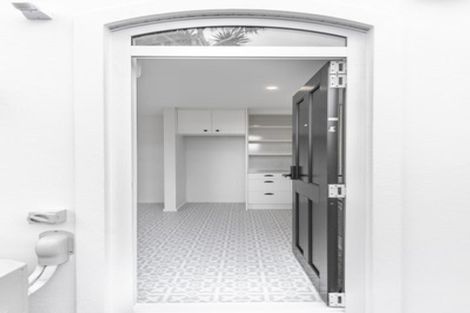 Photo of property in 6/12 Burke Street, Addington, Christchurch, 8024