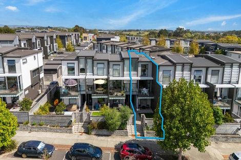 Photo of property in 22 Memorial Park Lane, Hobsonville, Auckland, 0618