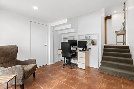 Photo of property in 31 Waipuia Place, Greenhithe, Auckland, 0632