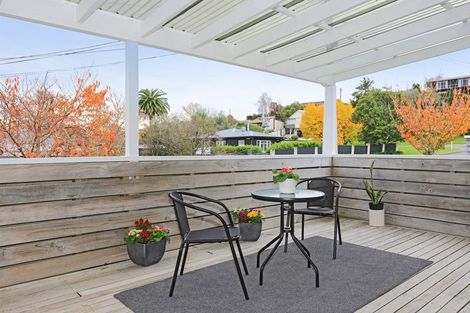 Photo of property in 1b Reynolds Road, Havelock North, 4130