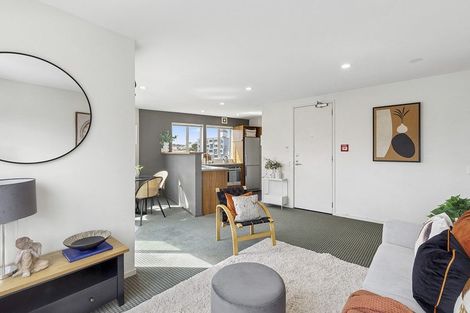 Photo of property in Winslow Apartments, 12/2 Ohiro Road, Aro Valley, Wellington, 6021