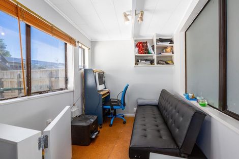 Photo of property in 24b Parkinson Close, Whitby, Porirua, 5024