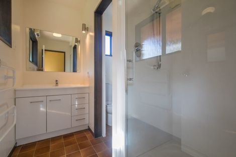 Photo of property in 231 Beacon Point Road, Wanaka, 9305