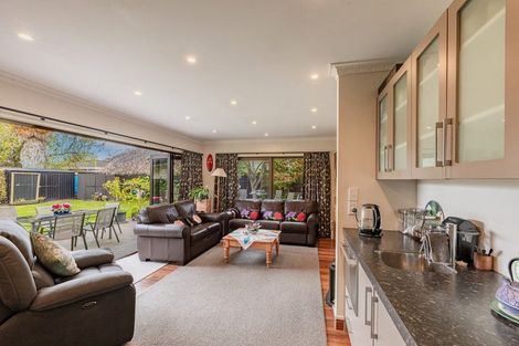 Photo of property in 22 Otatara Road, Taradale, Napier, 4112