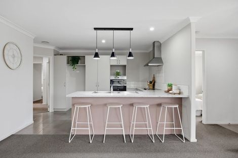 Photo of property in 8 Blossom Grove, Papamoa Beach, Papamoa, 3118