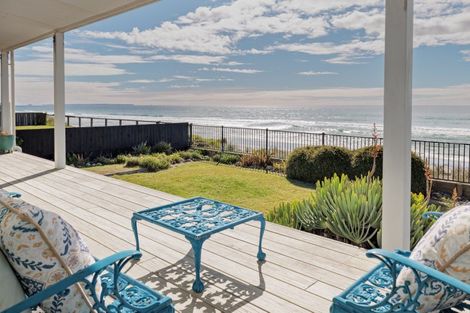 Photo of property in 355 Pukehina Parade, Pukehina, Te Puke, 3189