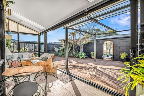 Photo of property in 7 Glenharrow Avenue, Avonhead, Christchurch, 8042