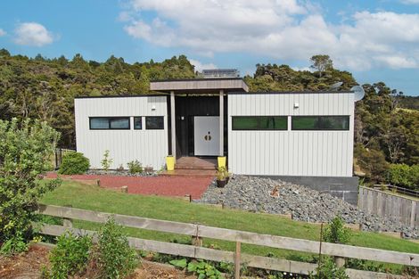 Photo of property in 397 Cames Road, Kaiwaka, Wellsford, 0975