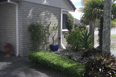 Photo of property in 43 Matene Place, Papamoa Beach, Papamoa, 3118