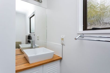 Photo of property in 54 Delamare Road, St Andrews, Hamilton, 3200