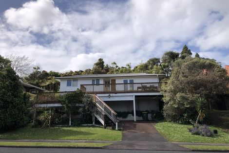 Photo of property in 118 Stapleford Crescent, Browns Bay, Auckland, 0630