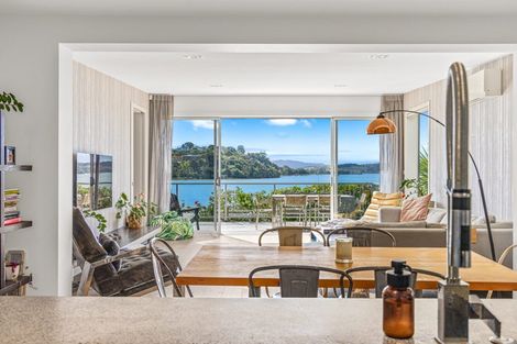 Photo of property in 1184 Sandspit Road, Sandspit, Warkworth, 0982