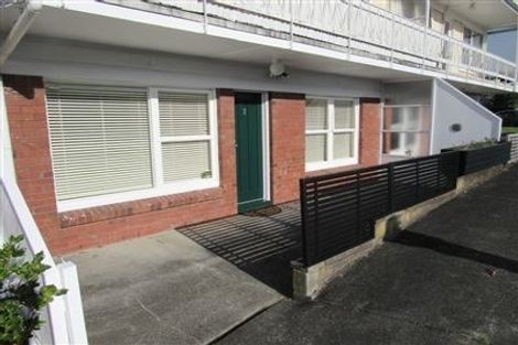 Photo of property in 2/40 Vauxhall Road, Devonport, Auckland, 0624