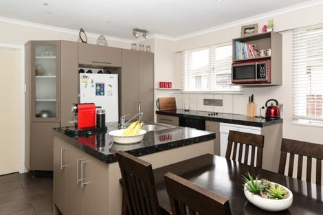 Photo of property in 92 Dinsdale Road, Dinsdale, Hamilton, 3204