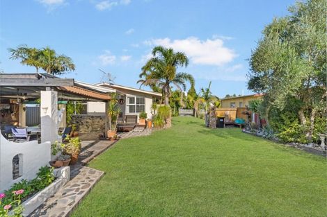 Photo of property in 120 Kiwi Road, Whangamata, 3620