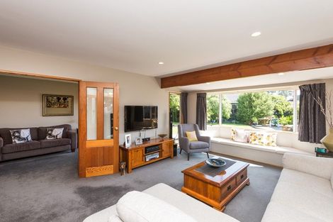 Photo of property in 16 Orlando Crescent, Waimairi Beach, Christchurch, 8083