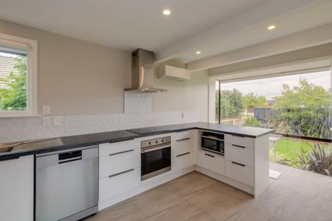 Photo of property in 126 Effingham Street, North New Brighton, Christchurch, 8083