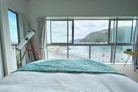 Photo of property in 6 Owhiro Bay Parade, Island Bay, Wellington, 6023