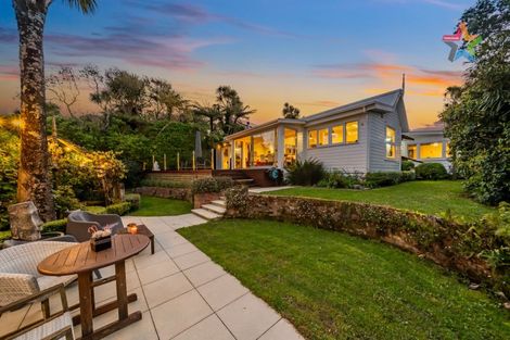 Photo of property in 100 Korokoro Road, Korokoro, Lower Hutt, 5012