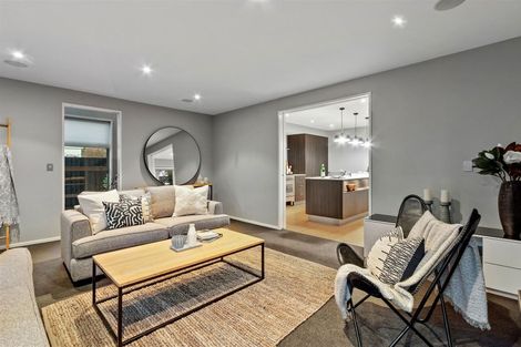 Photo of property in 128a Holly Road, St Albans, Christchurch, 8014