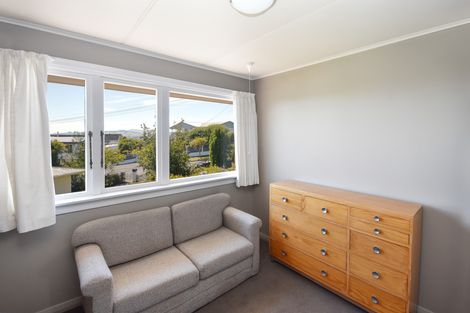Photo of property in 112 Easther Crescent, Kew, Dunedin, 9012