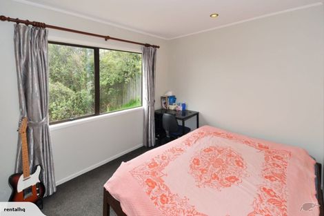 Photo of property in 14 Dianthus Place, Browns Bay, Auckland, 0630