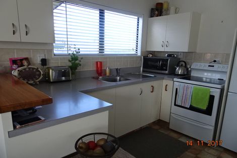 Photo of property in 17a Waimapu Street, Greerton, Tauranga, 3112