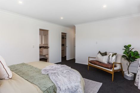 Photo of property in 21 Tasman Close, Aotea, Porirua, 5024