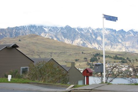 Photo of property in 3 Martys Lane, Queenstown, 9300