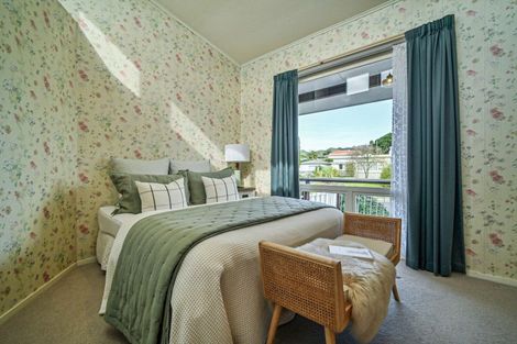 Photo of property in 2 Rakau Street, Havelock North, 4130