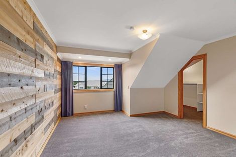 Photo of property in 116 Pacific Drive, Fitzherbert, Palmerston North, 4410