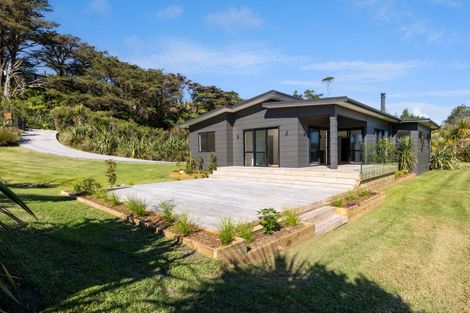 Photo of property in 571 Pakiri Road, Leigh, 0985