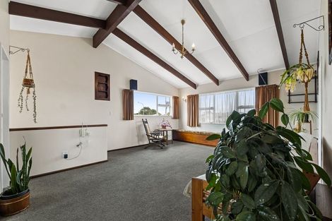 Photo of property in 178 Glover Road, Hawera, 4610