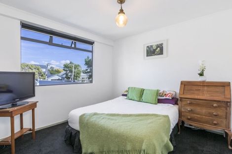 Photo of property in 1/1 Richmond Avenue, Northcote Point, Auckland, 0627