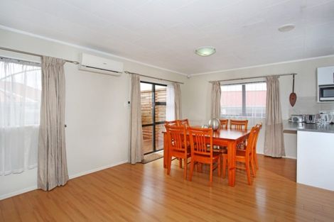 Photo of property in 2/1 Totara Road, Manurewa, Auckland, 2102