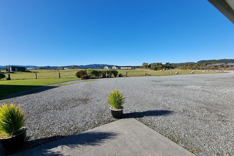 Photo of property in 109c Hanmer Terrace, Rutherglen, Greymouth, 7805