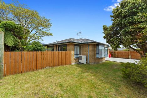 Photo of property in 96 Makarini Street, Paraparaumu, 5032