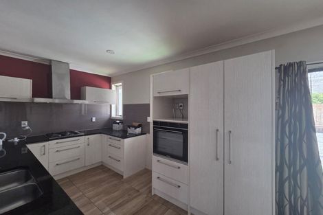 Photo of property in 2/4 Carlie Street, Papatoetoe, Auckland, 2025