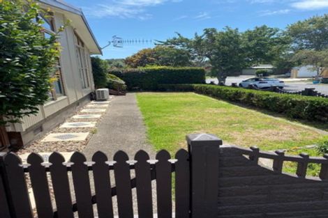 Photo of property in 8a Waikare Place, Welcome Bay, Tauranga, 3112