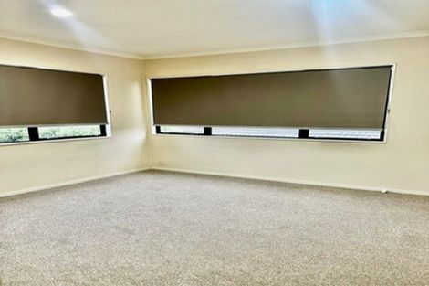 Photo of property in 49 Lilybank Crescent, East Tamaki, Auckland, 2013