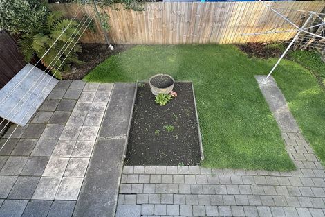 Photo of property in 4/107 Holly Road, St Albans, Christchurch, 8014