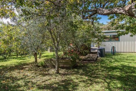 Photo of property in 14 Huia Street, Waikanae, 5036