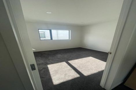 Photo of property in 49b Andrew Road, Howick, Auckland, 2010