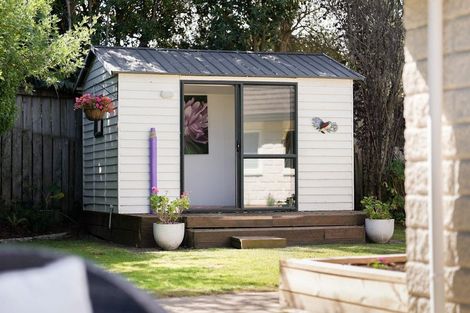 Photo of property in 10 Harvest Court, Paraparaumu, 5032