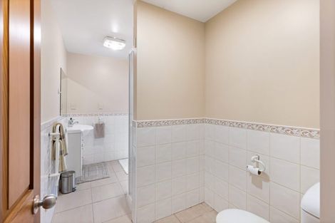 Photo of property in 76 Glenstrae Road, Redcliffs, Christchurch, 8081