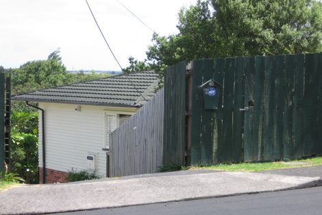 Photo of property in 47 Sunnyhaven Avenue, Beach Haven, Auckland, 0626