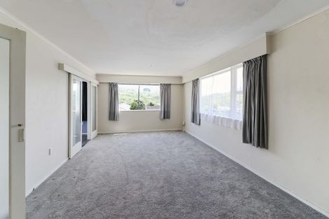 Photo of property in 124 Major Drive, Kelson, Lower Hutt, 5010