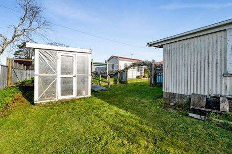 Photo of property in 80 Cordelia Street, Stratford, 4332