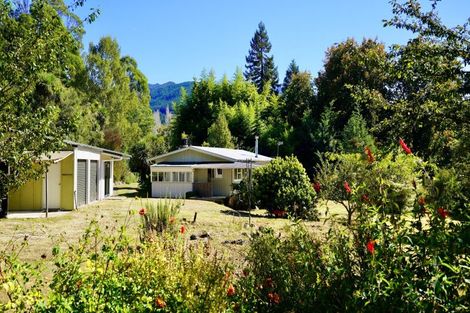 Photo of property in 1499 Motueka Valley Highway, Ngatimoti, Motueka, 7196