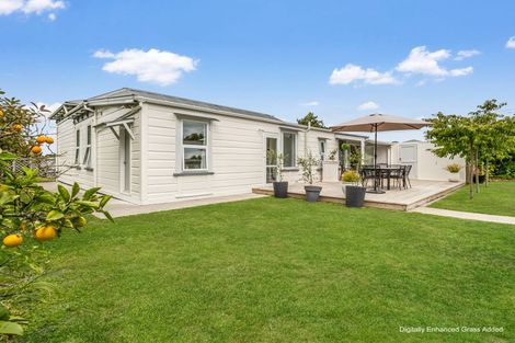 Photo of property in 30 Signal Street, Marton, 4710